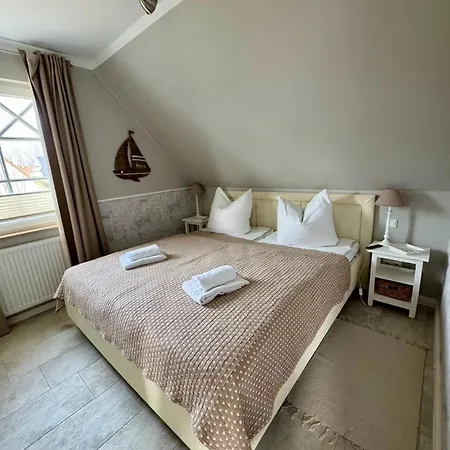 Apartment Jolle